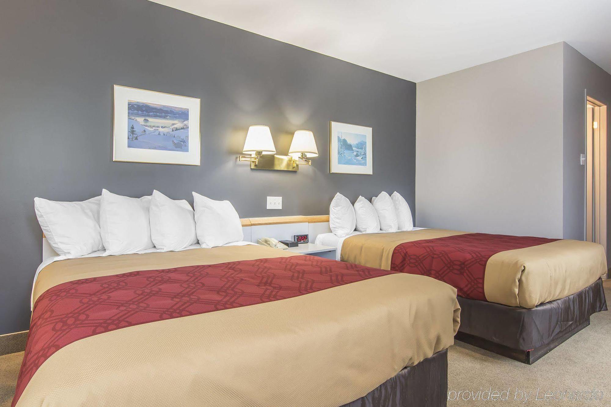 Econo Lodge La Malbaie Dış mekan fotoğraf